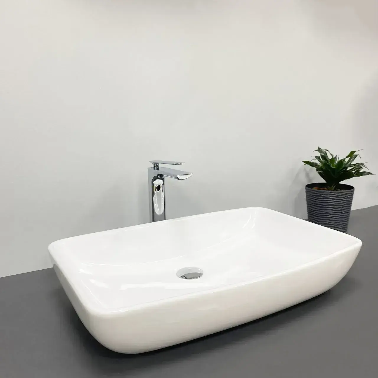 VBI-015100 Умывальник накладной VBI Silvi 605х385