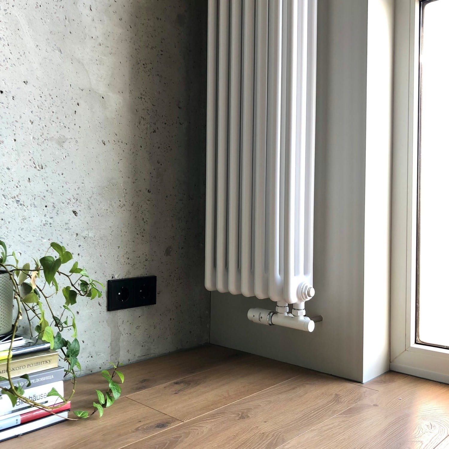 LUX-COL220004709016ZDC_4