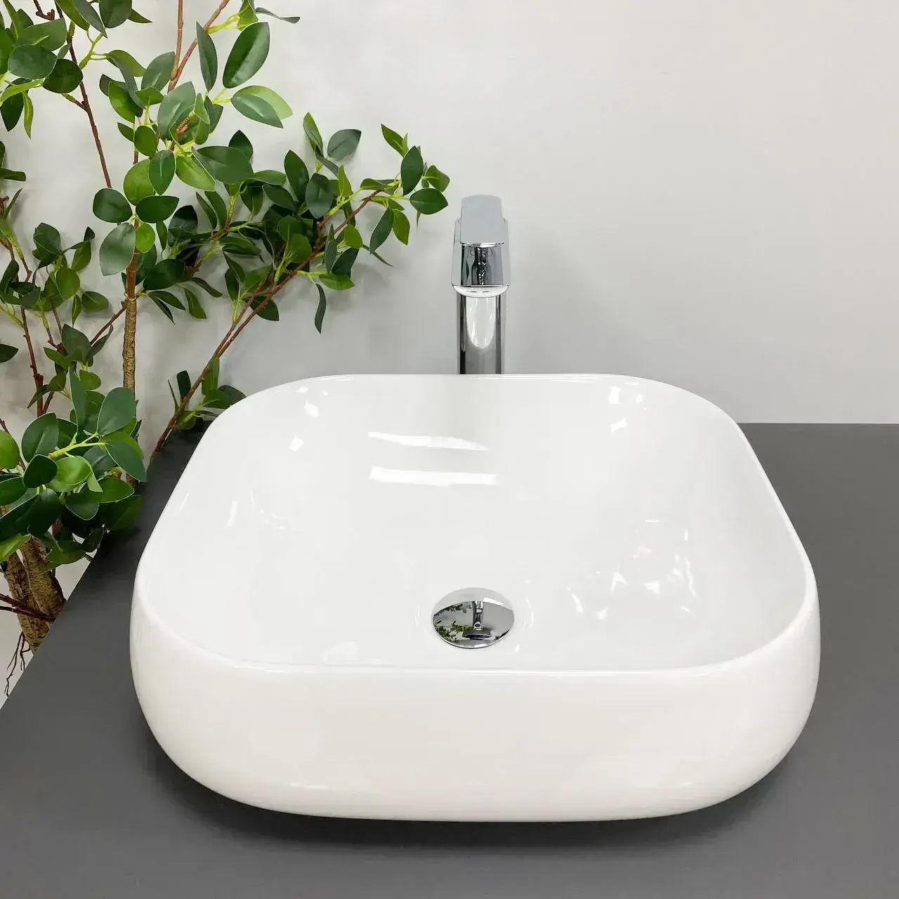 VBI-015800 Умывальник накладной VBI Tricase 440х390