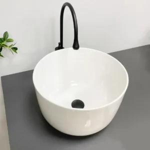 Умывальник накладной VBI Rossano 390х390