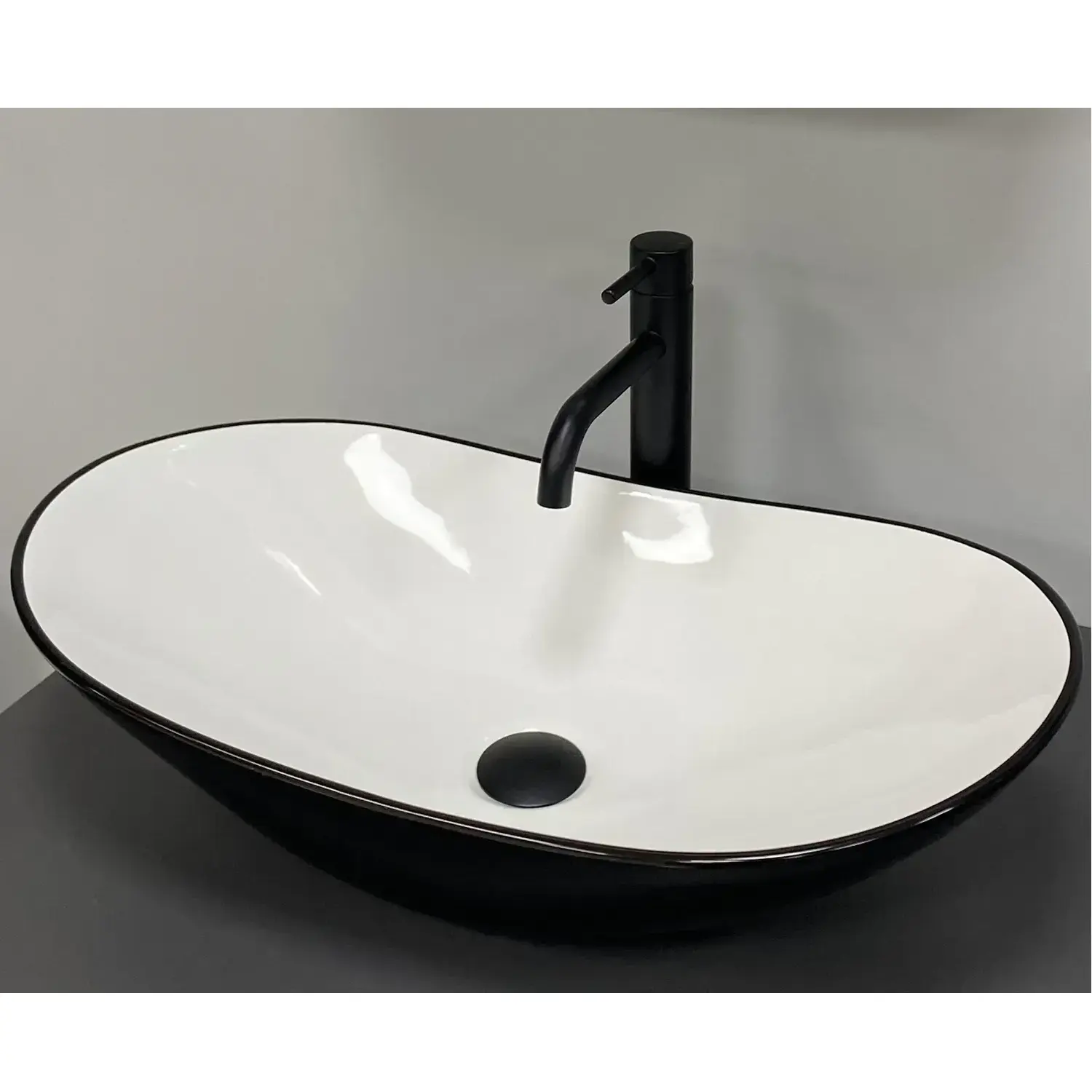 VBI-011513 Умывальник накладной VBI Turin 600х360 овальный