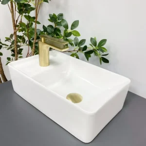 Умывальник накладной VBI Lecco 430х265