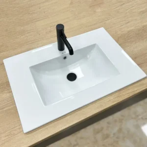 Умывальник врезной VBI Ferrara 715х465