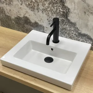 Умывальник врезной VBI Acquaro 570х390