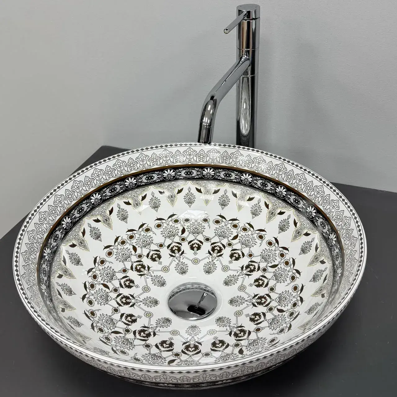 76979172141784 Умывальник накладной VBI Arcile