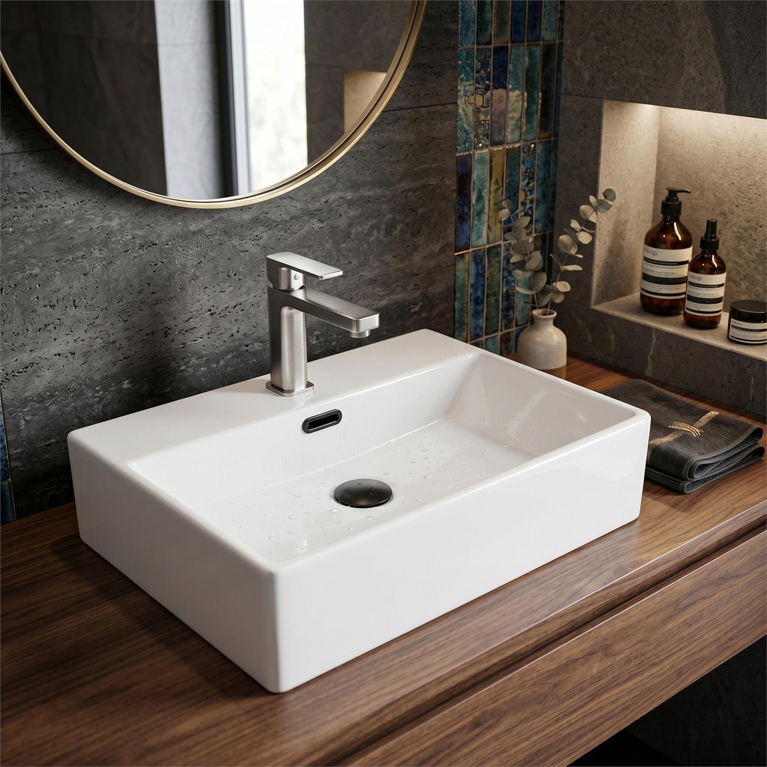 krms-rea-u8701_3_c2wtqmln.jpg